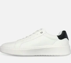 Court Break - Suit Sneaker