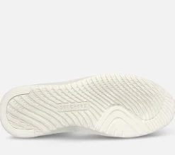 Court Break - Suit Sneaker