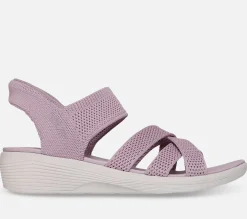 Slip-ins: Arya - Cooling Off